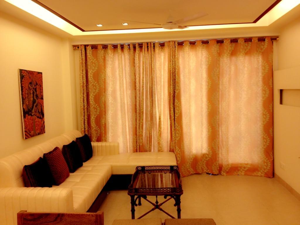 Woodpecker Service Apartments - Green Park Nuova Delhi Esterno foto